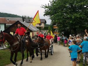 19. Mimohod konjenice na Malem Kalu.